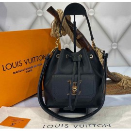 Louis Vuitton Lockme Bucket  B-12-50