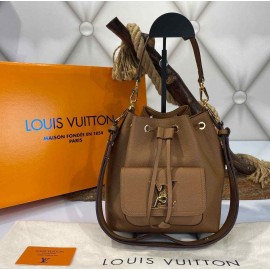 Louis Vuitton Lockme Bucket  B-12-52