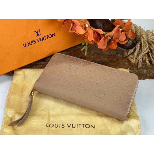 Louis Vuitton Zippy Wallet genuine leather b-18-9