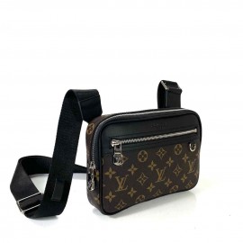 Louis Vuitton Scott Messenger Bag b-20-138