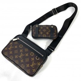 Louis Vuitton Scott Messenger Bag b-20-138