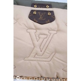 LOUIS VUITTON - Multi Pochette Pillow b-20-86