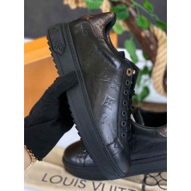 Louis Vuitton sneakers expired  b-22-116