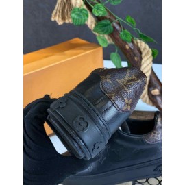 Louis Vuitton sneakers expired  b-22-116