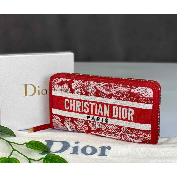 Christian Dior Wallet b-22-237