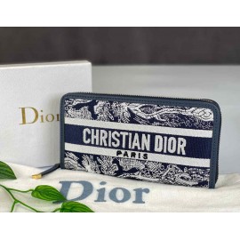 Christian Dior Wallet b-22-241