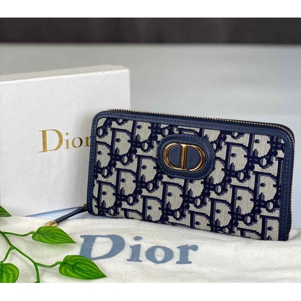 Christian Dior Wallet b-22-262