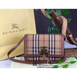 Burberry Canvas and leather pocket bag Imported product b-22-98