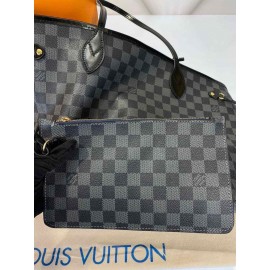 Louis Vuitton Neverfull Size: 43x29 b-23-98