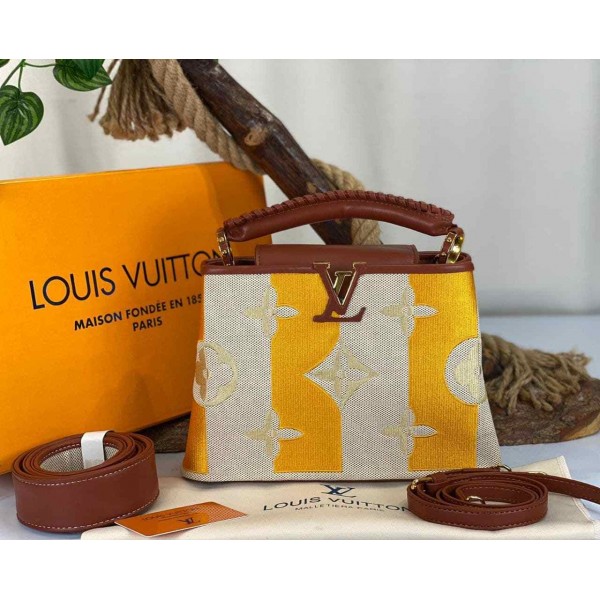 Louis Vuitton Capucines BB- Bag  b-30-47