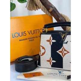 Louis Vuitton Capucines BB- Bag  b-30-44