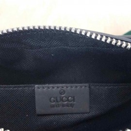 Gucci Courrier Supreme Belt Bag  b-32-107