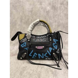 Balenciaga Classic Classic City Graffiti medium b-57-30