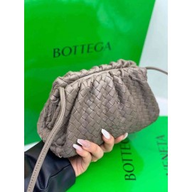 BOTTEGA VENETTA "USE"  b-57-417