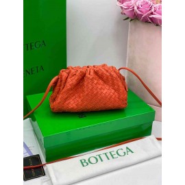 BOTTEGA VENETTA "USE"  b-57-417