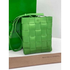 BOTTEGA VENETA BORSA MESSENGER CASSETTE  b-57-596