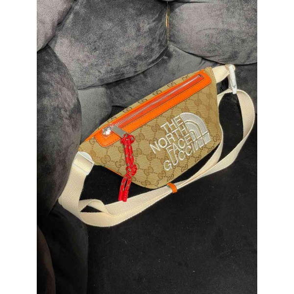 Gucci  The North Face x Gucci Belt Bag  b-57-623