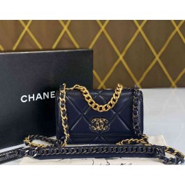 Chanel 19 Woc  B-59-77