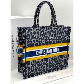 CHRISTIAN DIOR 'BOOK TOTE'  b-62-236