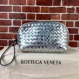 Bottega Veneta Intrecciato Pouch B-62-69