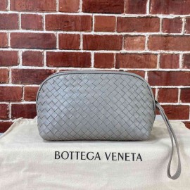 Bottega Veneta Intrecciato Pouch B-62-69