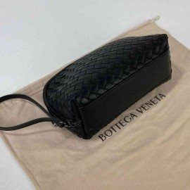 Bottega Veneta Intrecciato Pouch B-62-69