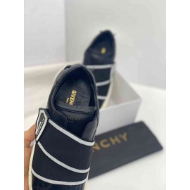 Gıvenchy Sneakers b-65-230