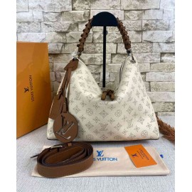 Louis Vuitton Beaubourg Hobo MM Bag b-65-304