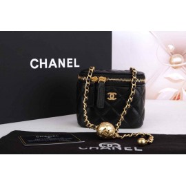 Chanel Cavior Small Wanity b-66-28