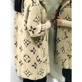 Louis vuitton Ladies long coat  B8-116