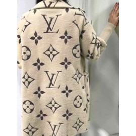 Louis vuitton Ladies long coat  B8-116