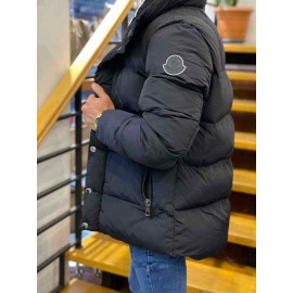 Moncler men's coat, standard pattern  B8-138