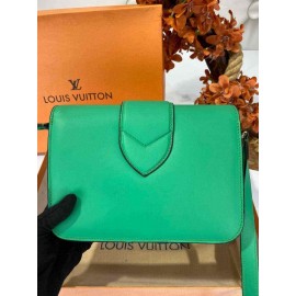 Louis vuitton pont 9 bag  b-8-b-8