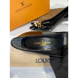 Louis Vuitton tassel Heeled Shoes 8 cm b-8-29