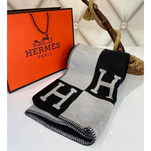 HERMES blanket B-8-82