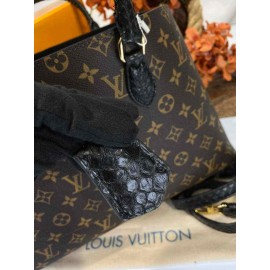 Louis Vuitton flower tote bag b-8-84