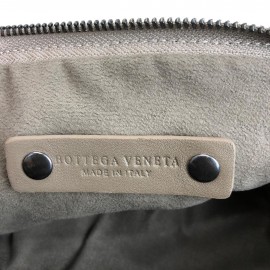 Bottega Veneta intrecciato Pouch sand