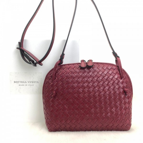 Bottega Nodini Single Zipper Burgundy 