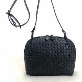 Bottega Nodini Single Zipper Black 