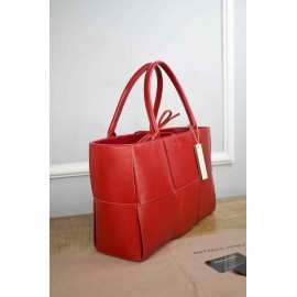 BOTTEGA VENETA - Arco Tote Small 9