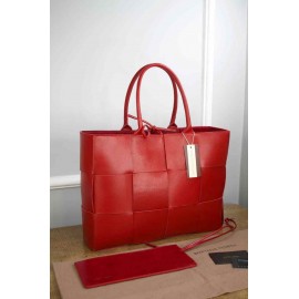 BOTTEGA VENETA - Arco Tote 52,5 x 46 x 11 cm 1