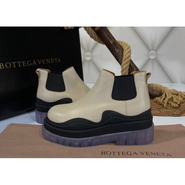 Bottega Veneta The Tire Boots SHORT 3