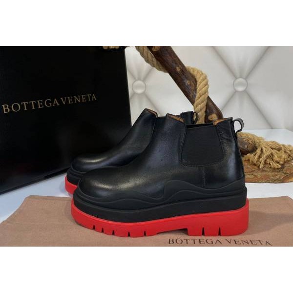 Bottega Veneta The Tire Boots SHORT 5