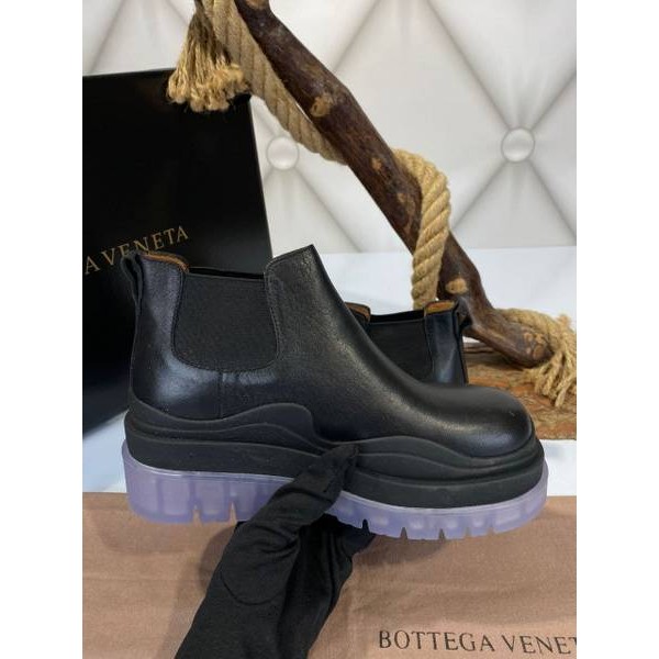 Bottega Veneta The Tire Boots SHORT 1