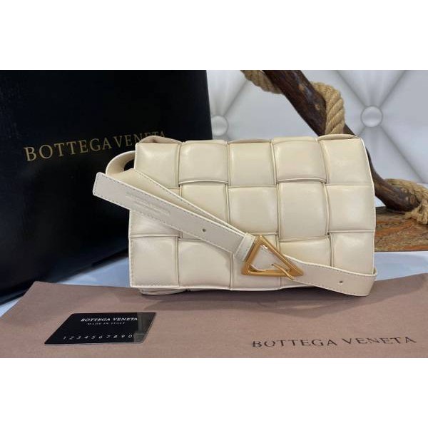 Bottega Casette bag S 12