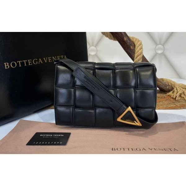 Bottega Casette bag S 17