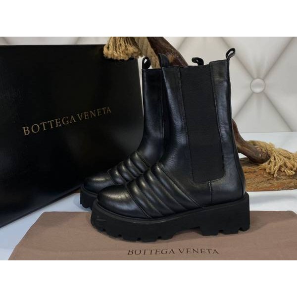 Bottega Veneta boots interior  -C 