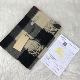 Burberry 100% Cashmere Scarf Light Cream 