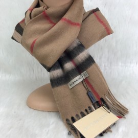 Burberry 100% Cashmere Scarf New Classic