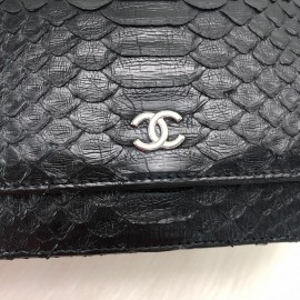 Chanel (woc) Match Classic Python Naturel Silver